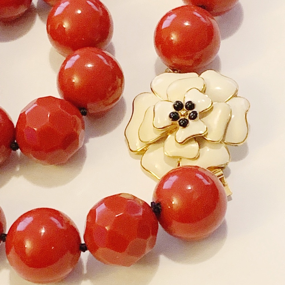 Stella & Dot Cherry Red Flower Beaded Necklace